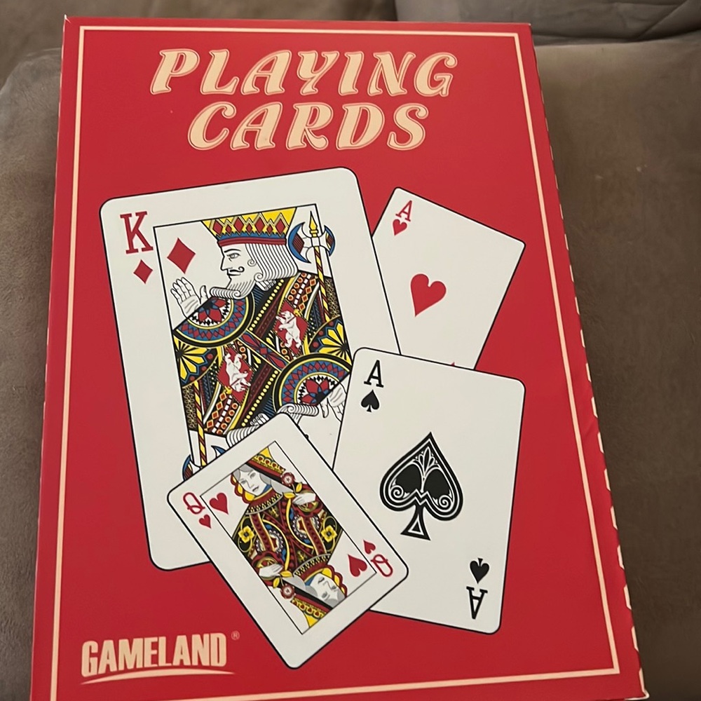 Brand new game land super jumbo playing cards